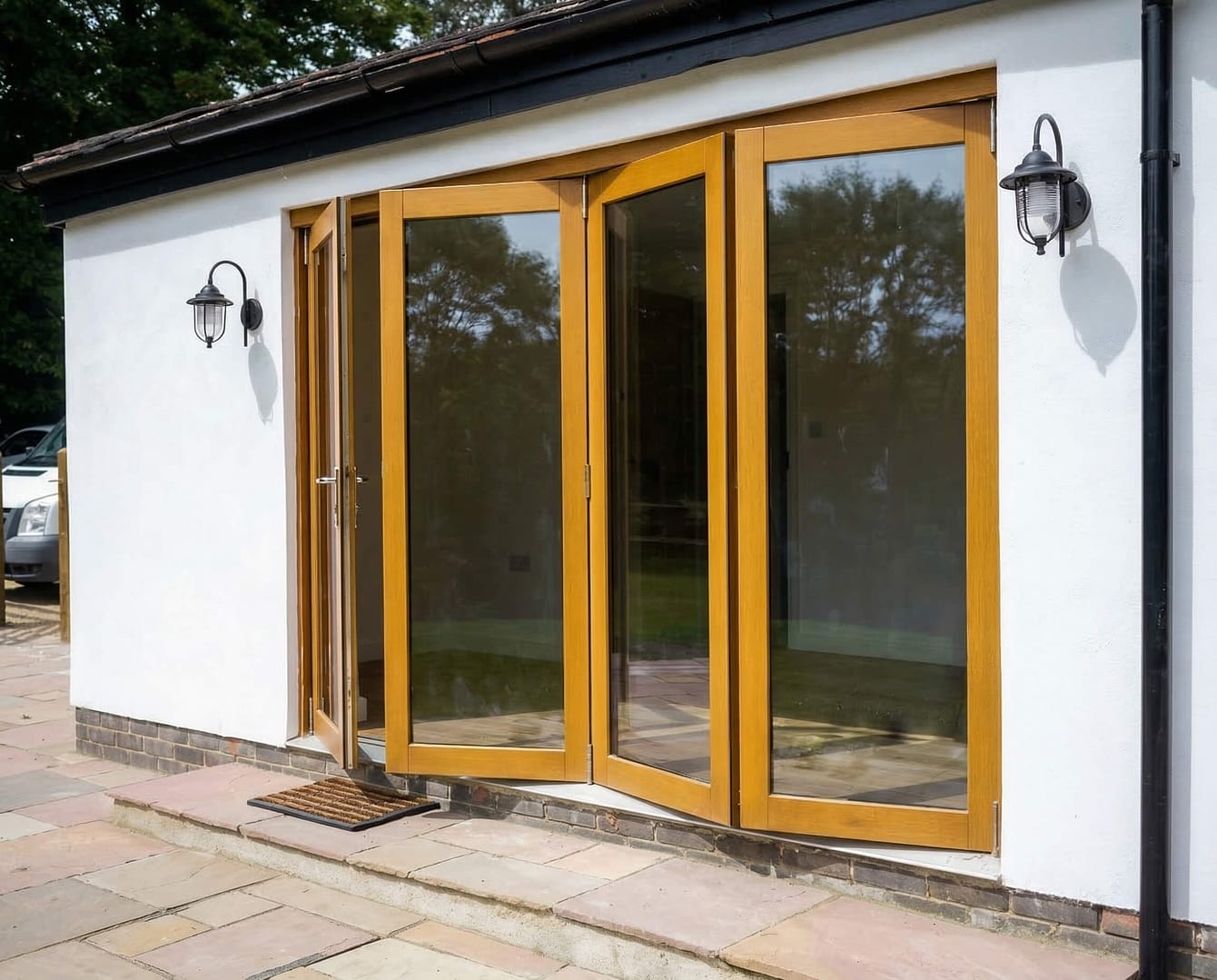 Icon Oak Fully Finished Bifolds