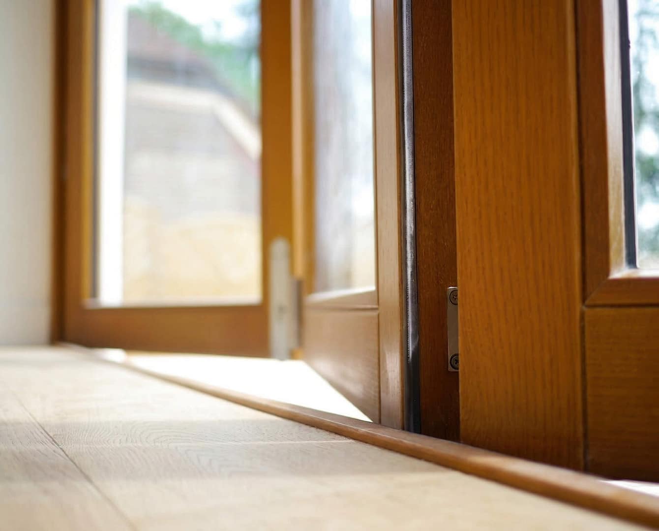 Icon Oak Fully Finished Bifolds