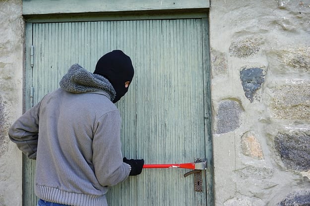 burglar snapping lock